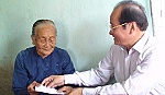 Thăm và tặng quà gia đình chính sách huyện Gò Công Tây