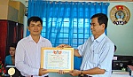LĐLĐ tỉnh: Khen thưởng đột xuất anh Nguyễn Đức Kiên