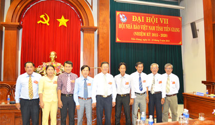 BCH nhiệm kỳ mới ra mắt tại đại hội.