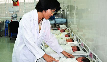 Mọi trẻ em dù gái hay trai đều phải được đối xử công bằng và tử tế.