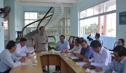 Ông Trần Thanh Đức, Phó Chủ tịch UBND tỉnh đóng góp tại buổi công bố giải.