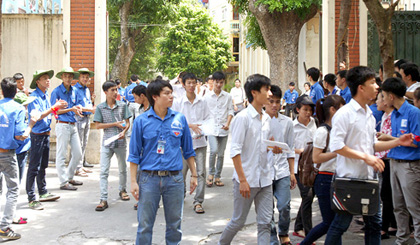 Đội quân tình nguyện đã sẵn sàng tiếp sức mùa thi 2015. Ảnh VGP/Nhật Bắc 