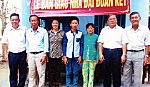 Bàn giao nhà đại đoàn kết cho bà Điệp