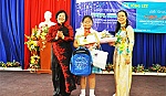 2 gương mặt quán quân  tại các cuộc thi tiếng Anh
