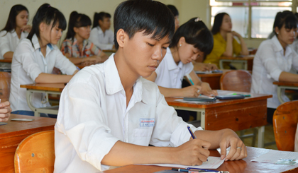 Thí sinh dự thi trung học phổ thông quốc gia. Ảnh: Như Lam