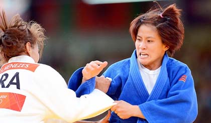 Văn Ngọc Tú (áo xanh), võ sĩ Judo số 1 Việt Nam. Ảnh: TTVN