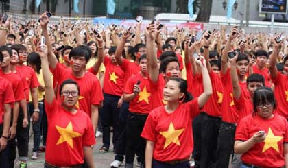 Phát huy vai trò của thanh niên trong công tác tuyên truyền biển, đảo quê hương (Ảnh minh họa: tuoitre.vn)