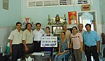 Trao học bổng Tấm lòng vàng