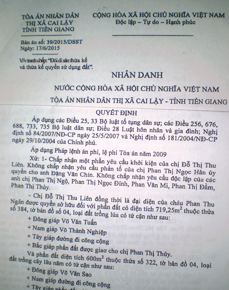 Bản án số 39/2015 của TAND TX. Cai Lậy quyết định giao đất cho chị Liên.