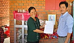 Bàn giao nhà tình nghĩa cho con Liệt sĩ Phạm Văn Cẩm