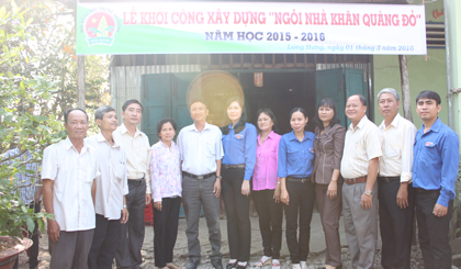 Khởi công xây dựng nhà khăn quàng đỏ