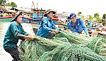Mưu sinh ở đáy sông Cầu
