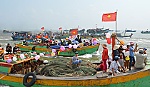 Tưng bừng Lễ hội Nghinh Ông Vàm Láng 2016