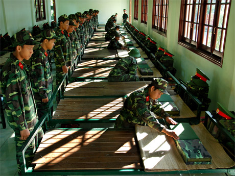 Kiểm tra nội vụ.