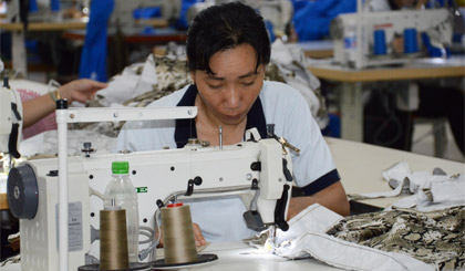 Một doanh nghiệp may mặc vừa đi vào hoạt động tại TX. Cai Lậy.