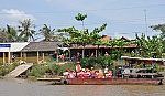 Thi đua vì sự bình yên trên vùng sông nước