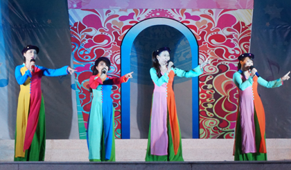 Liên hoan dân ca, vọng cổ TP. Mỹ Tho năm 2016.