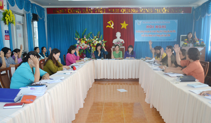 Ban chấp hành Hội LHPN tỉnh thống nhất bầu kiện toàn BCH và BTV Hội.