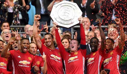 Manchester United giành danh hiệu đầu tiên dưới thời Mourinho. (Nguồn: Getty Images)