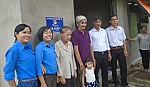 Tặng nhà 