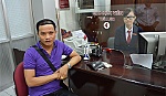 Trả lại tiền đánh rơi cho khách hàng
