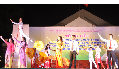 Tiết mục ca múa “Lương Hòa Lạc sức sống mới” đoạt giải A. 			Ảnh: NGỌC LỆ