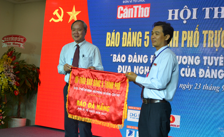 Ban Biên tập