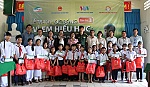 Trao 95 suất học bổng 