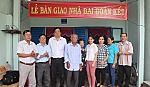 Báo Ấp Bắc: Bàn giao nhà Đại đoàn kết