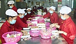 Hàng hóa tết dồi dào, không đột biến về giá