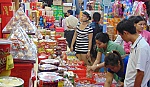 Mua sắm Tết: Nhộn nhịp và ít biến động