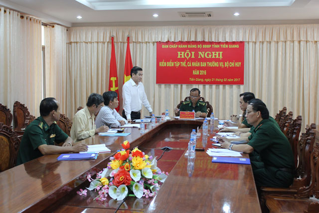 Đồng chí Lê Văn Hưởng, Phó Bí thư Tỉnh ủy, Chủ tịch UBND tỉnh chỉ đạo tại hội nghị