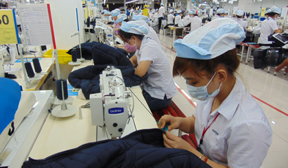 May mặt tiếp tục là nhóm hàng xuất khẩu dẫn đầu của tỉnh.