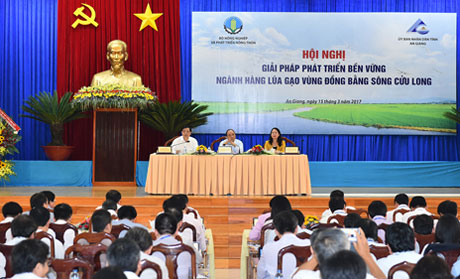 Quang cảnh hội nghị. Ảnh: VGP/Quang Hiếu