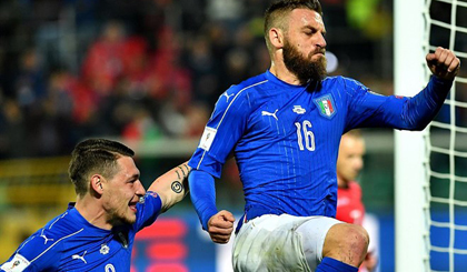 De Rossi mở đầu cho chiến thắng của Italy. (Nguồn: AFP/Getty Images)