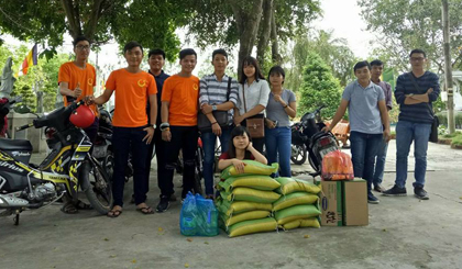 Một chuyến đi phượt kết hợp làm từ thiện của nhóm “Phượt 63”. 