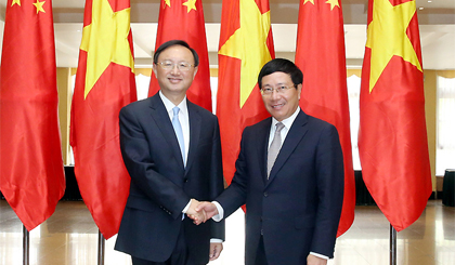 Phó Thủ tướng Chính phủ, Bộ trưởng Ngoại giao Phạm Bình Minh thăm Trung Quốc và cùng Ủy viên Quốc vụ Dương Khiết Trì chủ trì phiên họp lần thứ 10 Ủy ban Chỉ đạo hợp tác song phương Việt Nam-Trung Quốc