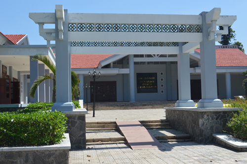 Nhà trưng bày di tích lịch sử.