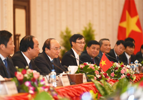 Thủ tướng Nguyễn Xuân Phúc phát biểu tại hội đàm. Ảnh: VGP/Quang Hiếu