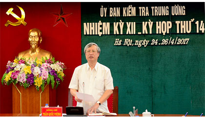 Đồng chí Trần Quốc Vượng chủ trì kỳ họp. Ảnh dangcongsan.vn