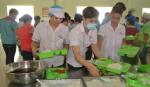 Chất lượng lao động nhìn từ bữa cơm công nhân
