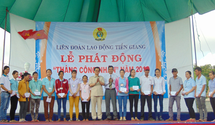 Chăm lo công nhân, lao động luôn là hoạt động trọng tâm trong Tháng Công nhân.