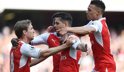 Granit Xhaka tỏa sáng với bàn thắng khai thông bế tắc. Ảnh: Getty Images/ Dailymail