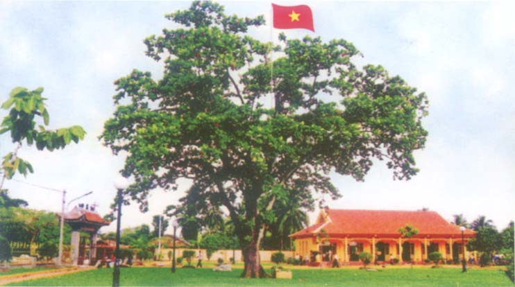  Đình Long Hưng, nơi xuất hiện lá cờ đỏ sao vàng lần đầu tiên trong khởi nghĩa Nam kỳ