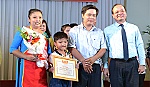 Họp mặt tuyên dương Gia đình văn hóa tiêu biểu