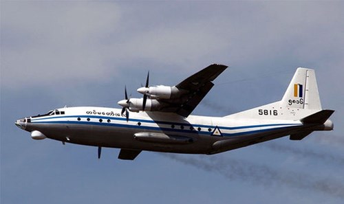 Máy bay Y-8F là dòng máy bay phổ biến ở Myanmar. Ảnh: Reuters