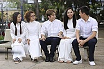 Sống lại cảm xúc thời học sinh với 