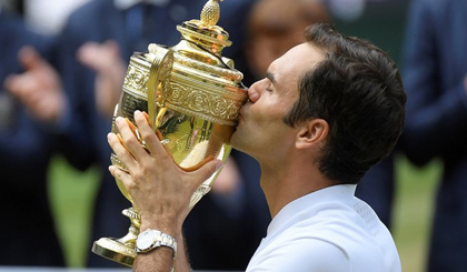 Federer đăng quang tại Wimbledon 2017. (Nguồn: Getty Images)