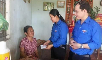 Thời gian qua, UBND và các đoàn thể xã Long Hưng đã thực hiện tốt công tác thăm hỏi, chăm lo GĐCS-NCC.