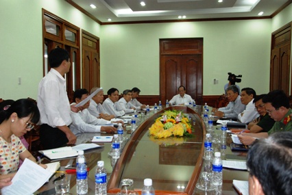 Ông Trần Thanh Đức, Phó Chủ tịch UBND tỉnh, Trưởng Ban tổ chức các ngày lễ lớn tỉnh chủ trì cuộc họp